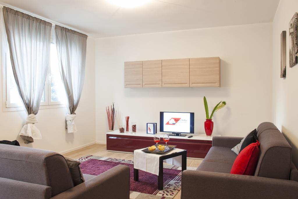 Santa Sofia Apartments Padova Pokoj fotografie